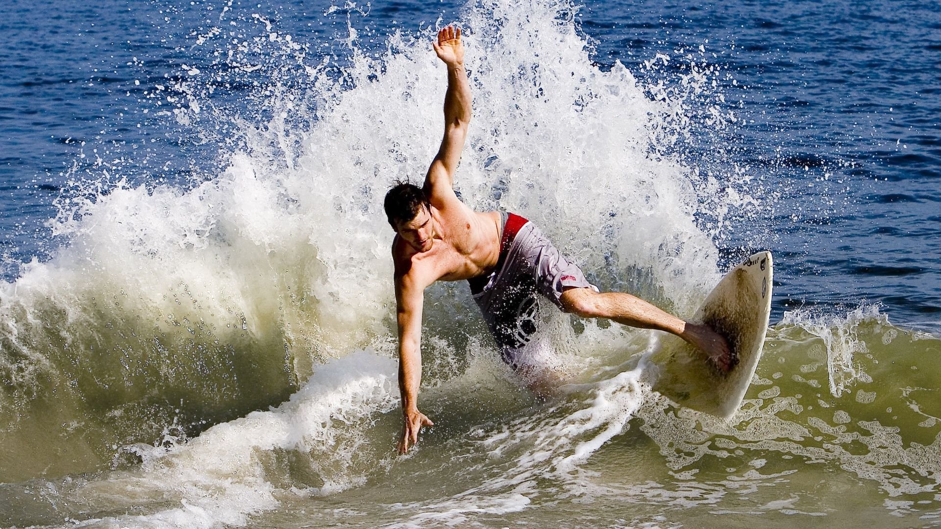 开云下载-拉文弑旧主，从明尼苏达弃子到芝加哥王者的完美复仇